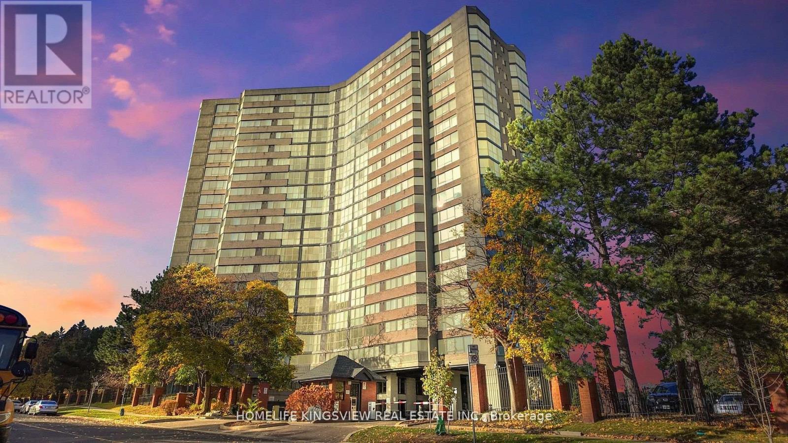 1607 - 40 RICHVIEW ROAD, Toronto, Ontario