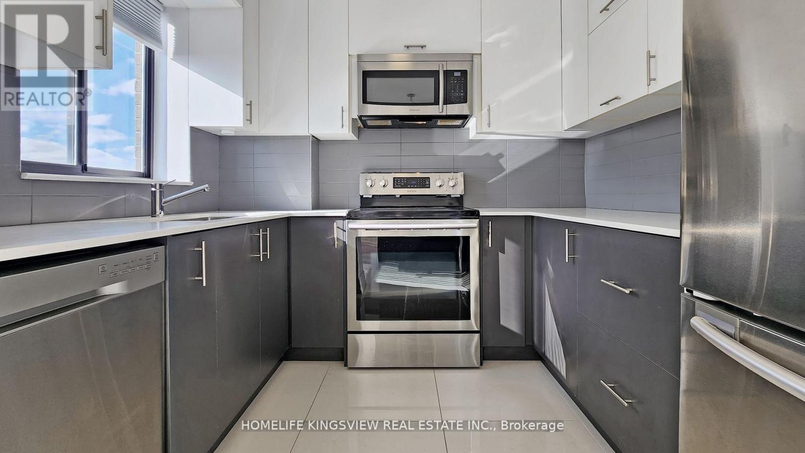 1607 - 40 Richview Road, Toronto, Ontario  M9A 5C1 - Photo 13 - W12061818
