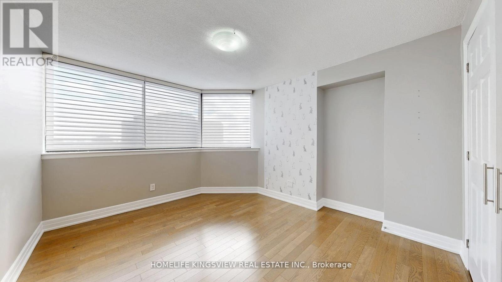 1607 - 40 Richview Road, Toronto, Ontario  M9A 5C1 - Photo 16 - W12061818