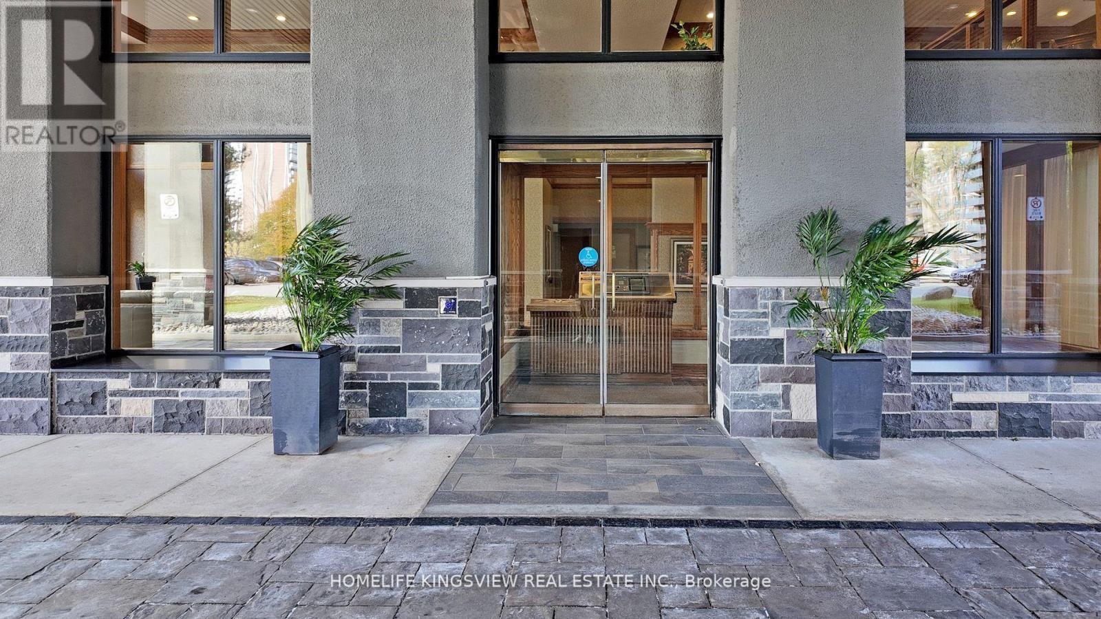 1607 - 40 Richview Road, Toronto, Ontario  M9A 5C1 - Photo 4 - W12061818