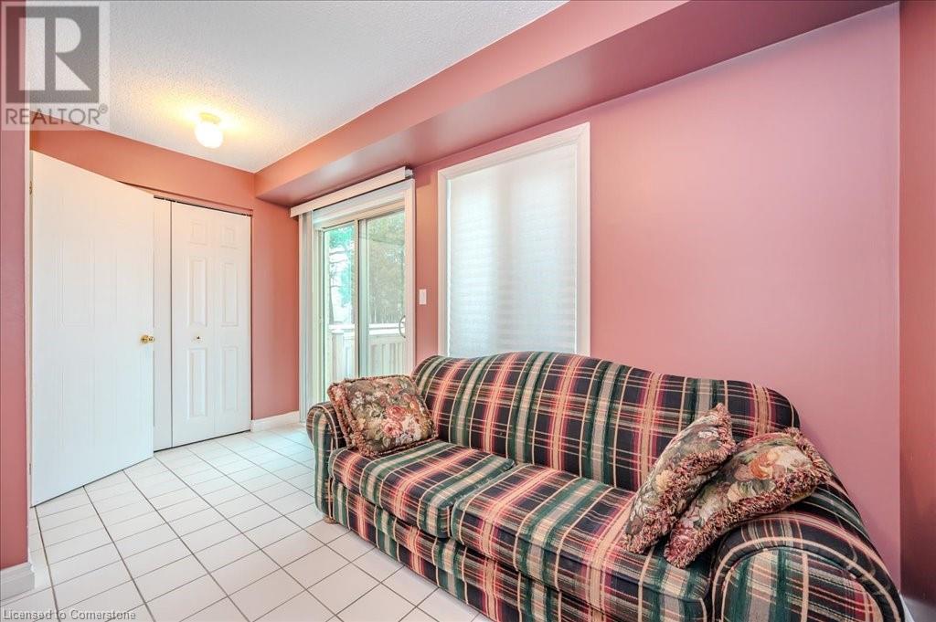 Property at 302 COLLEGE Avenue W Unit# 4 image 4