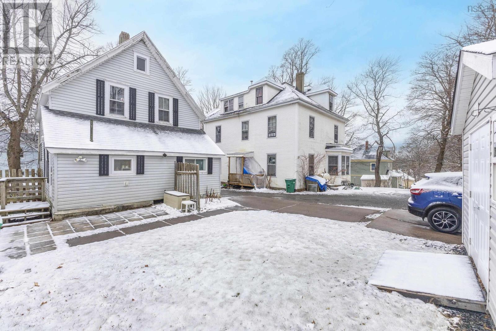 Property at 350 Lorne Street image 2