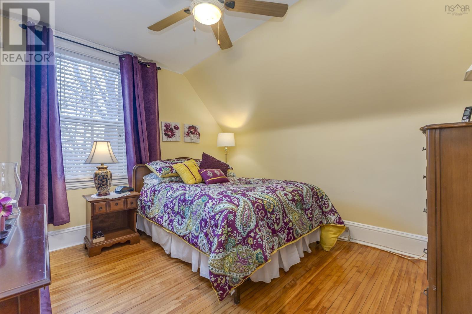 Property at 350 Lorne Street image 3