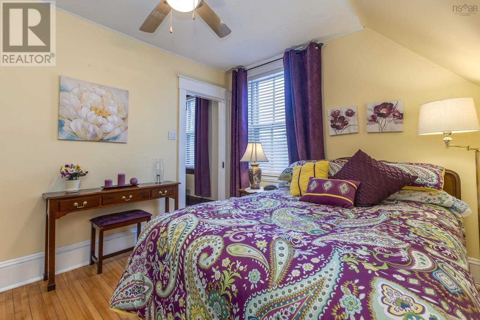 Property at 350 Lorne Street image 4