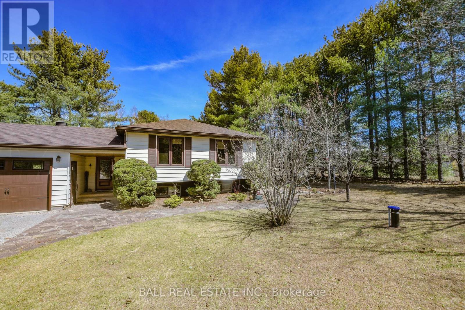 Property at 30 JOHN STREET image 4