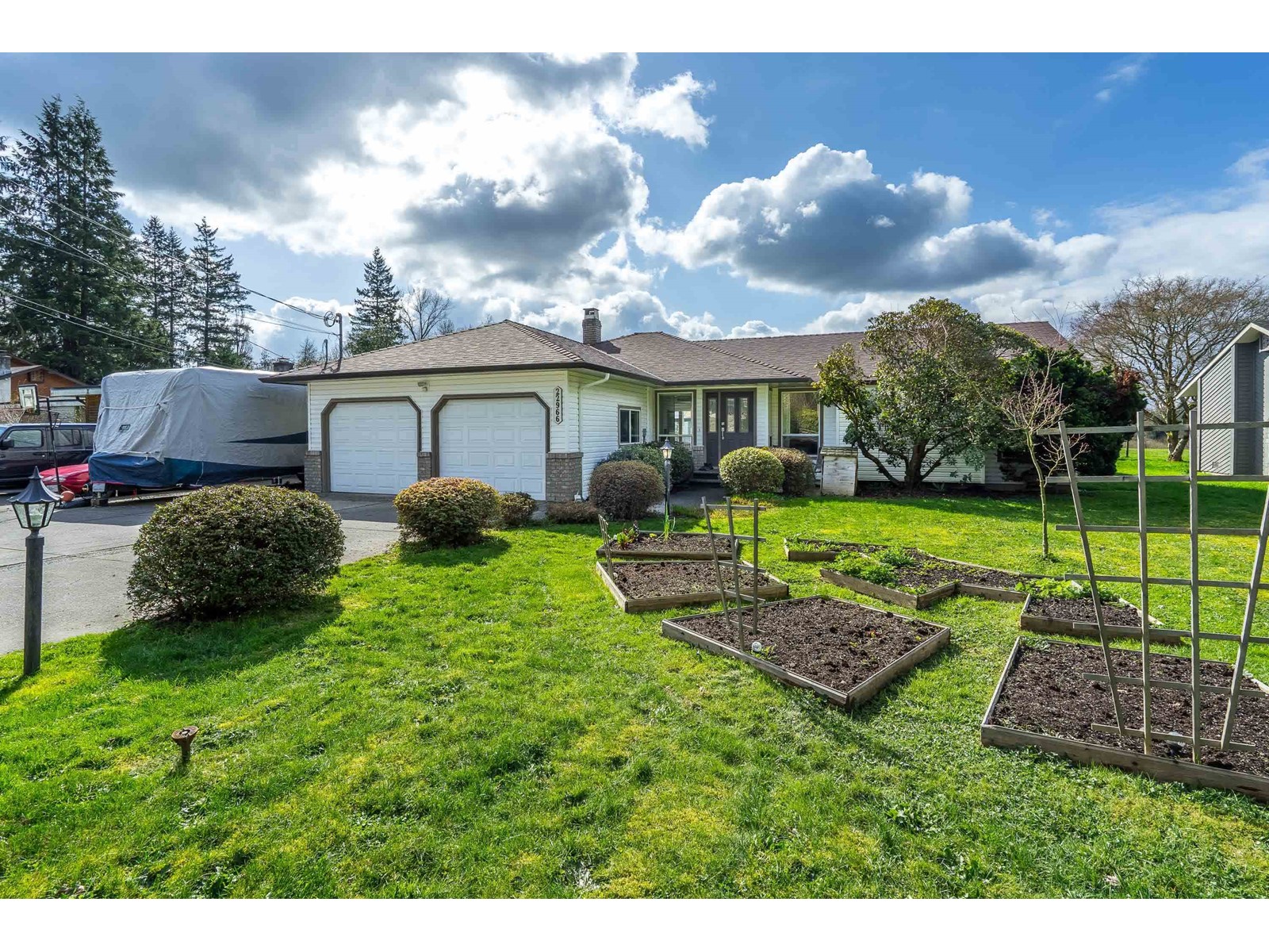 Property at 22966 88 AVENUE image 3
