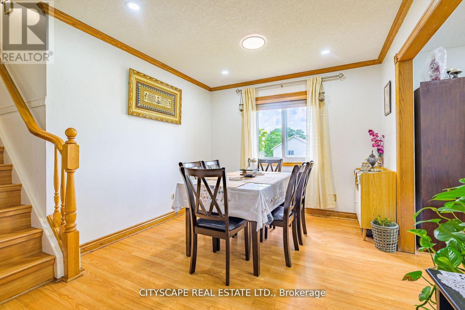 Property at 35 MELRAN DRIVE image 5