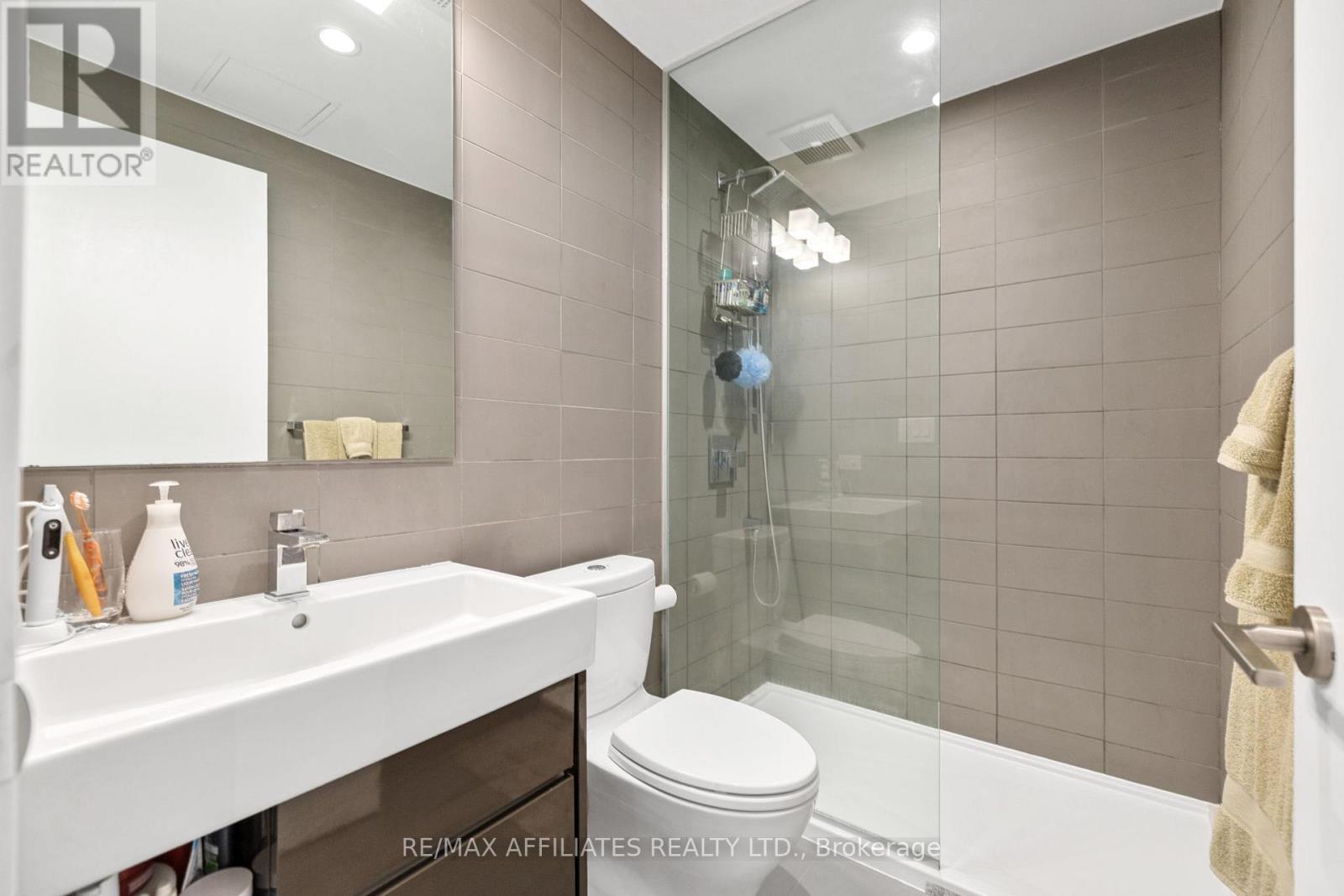 908 - 199 Slater Street, Ottawa, Ontario  K1P 0C8 - Photo 12 - X12061897