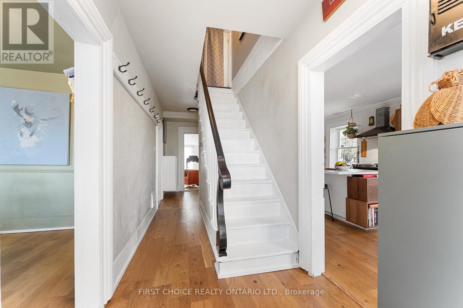 Property at 8 CAMPBELL REID COURT image 5