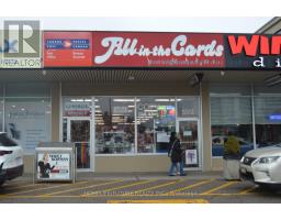 592 SHEPPARD AVENUE, Toronto, Ontario