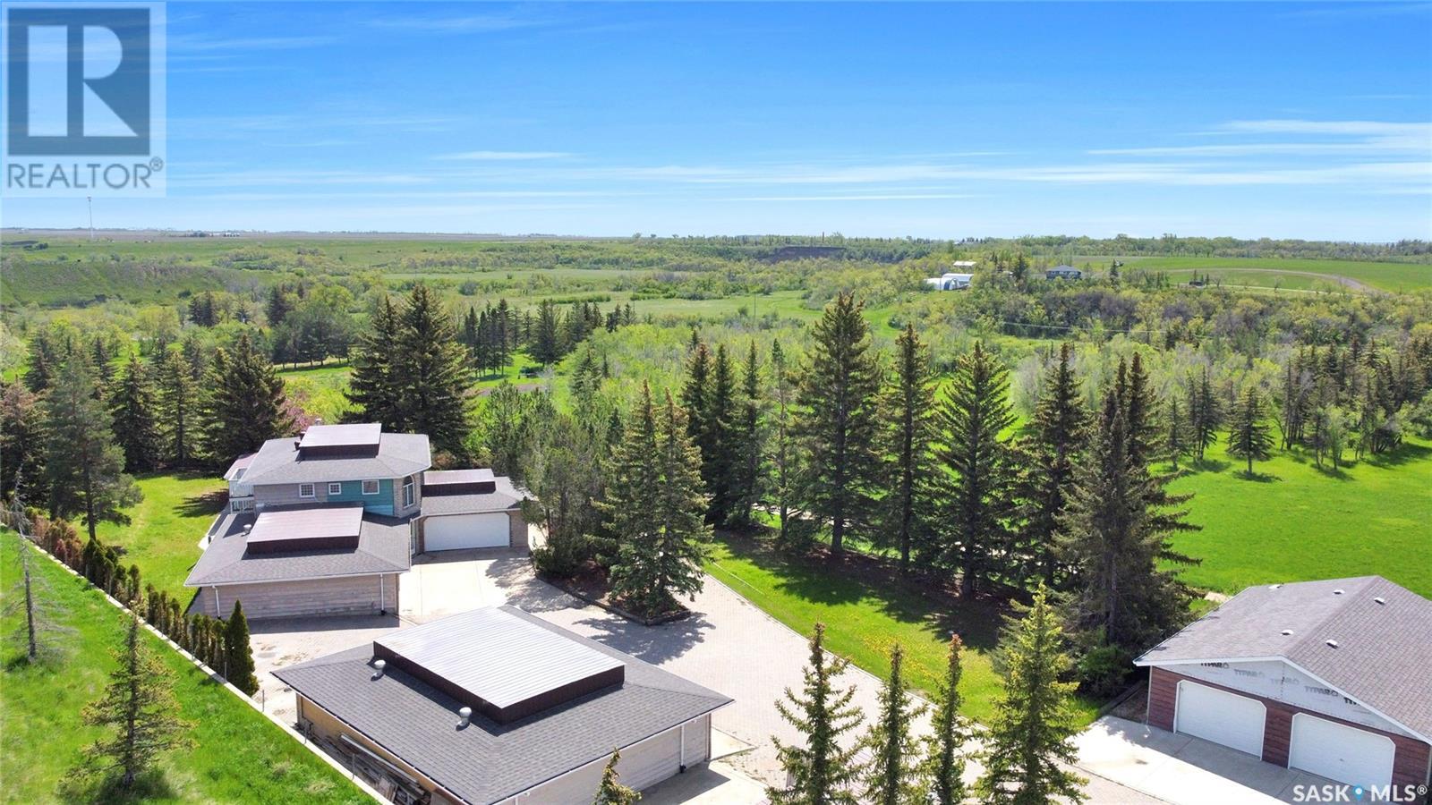 Property at 1055 7th AVENUE SW image 4