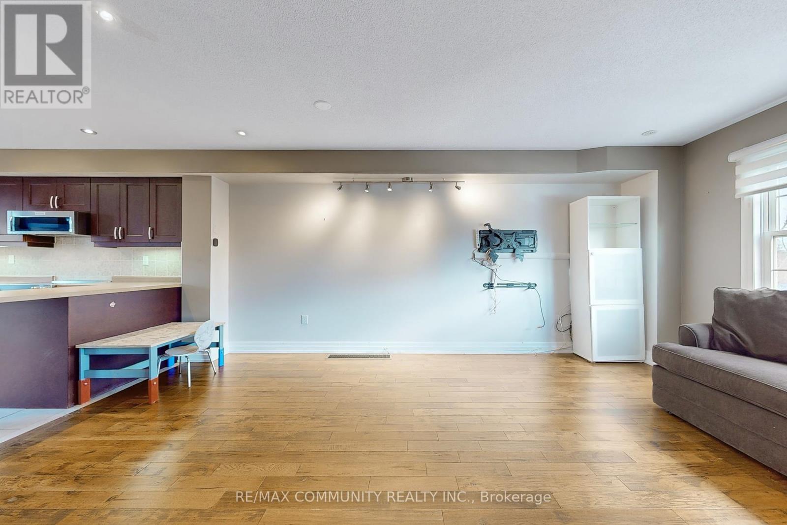 8 - 3030 Lakeshore Boulevard W, Toronto, Ontario  M8V 4C9 - Photo 13 - W12061927
