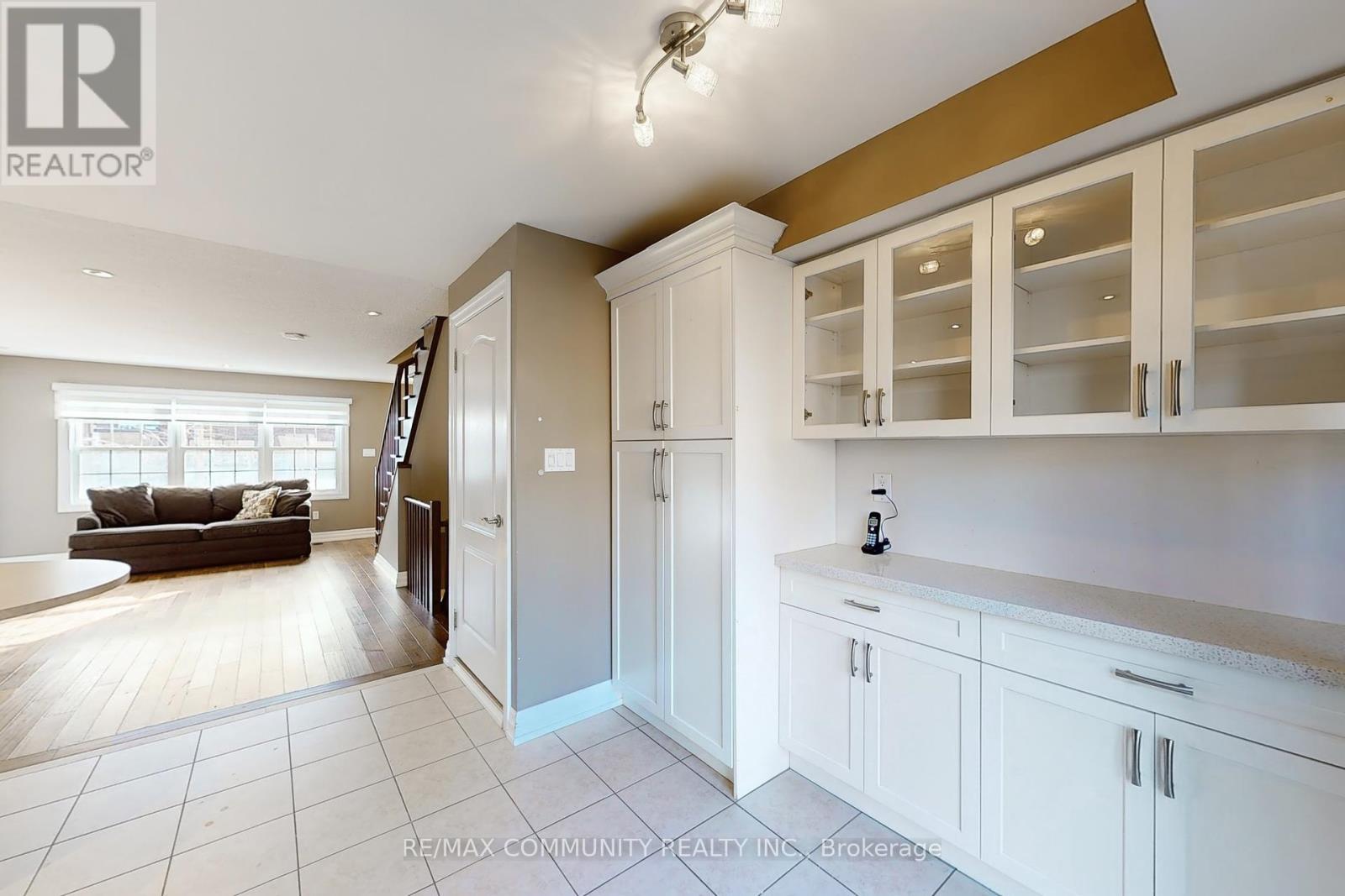 8 - 3030 Lakeshore Boulevard W, Toronto, Ontario  M8V 4C9 - Photo 18 - W12061927