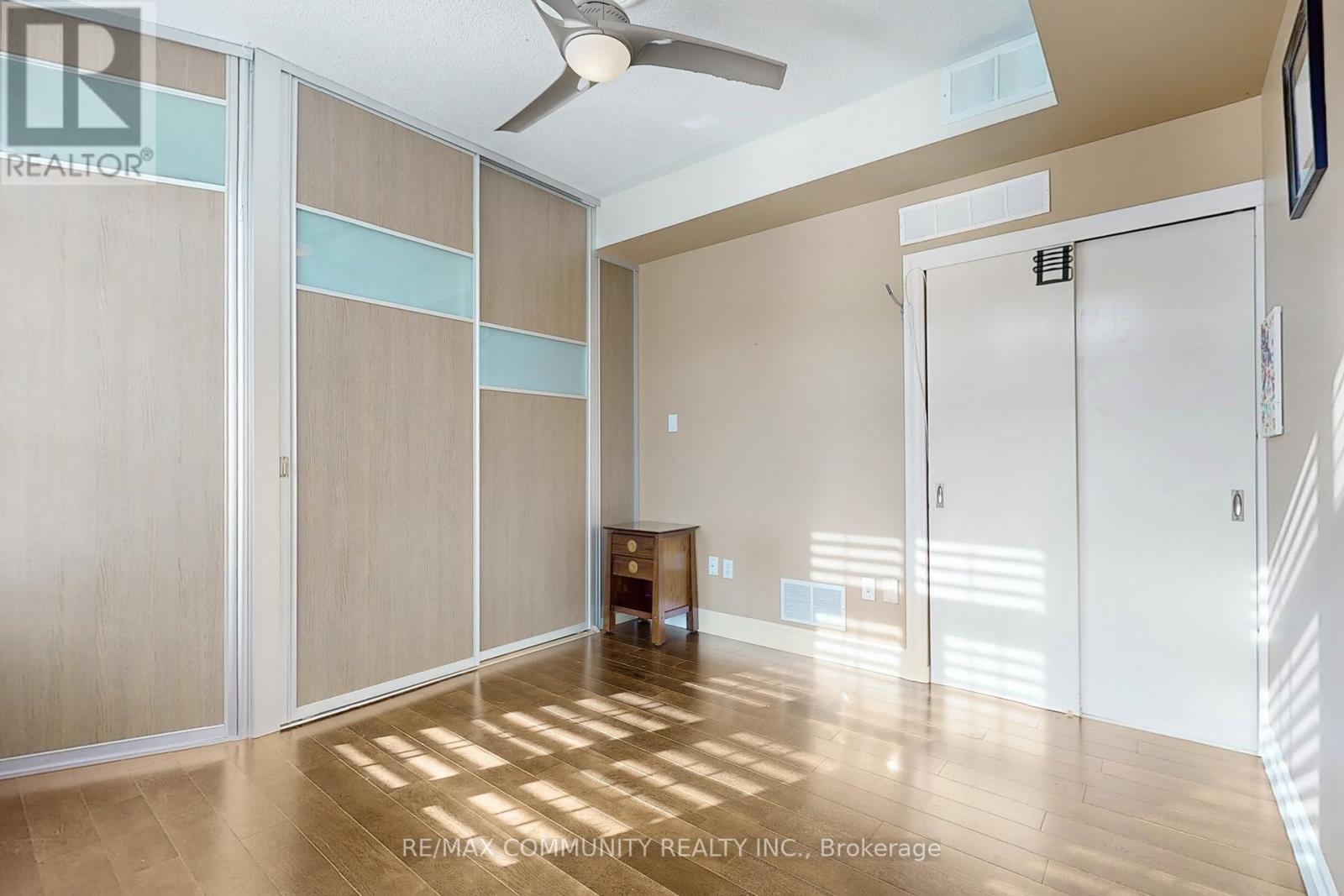 8 - 3030 Lakeshore Boulevard W, Toronto, Ontario  M8V 4C9 - Photo 7 - W12061927