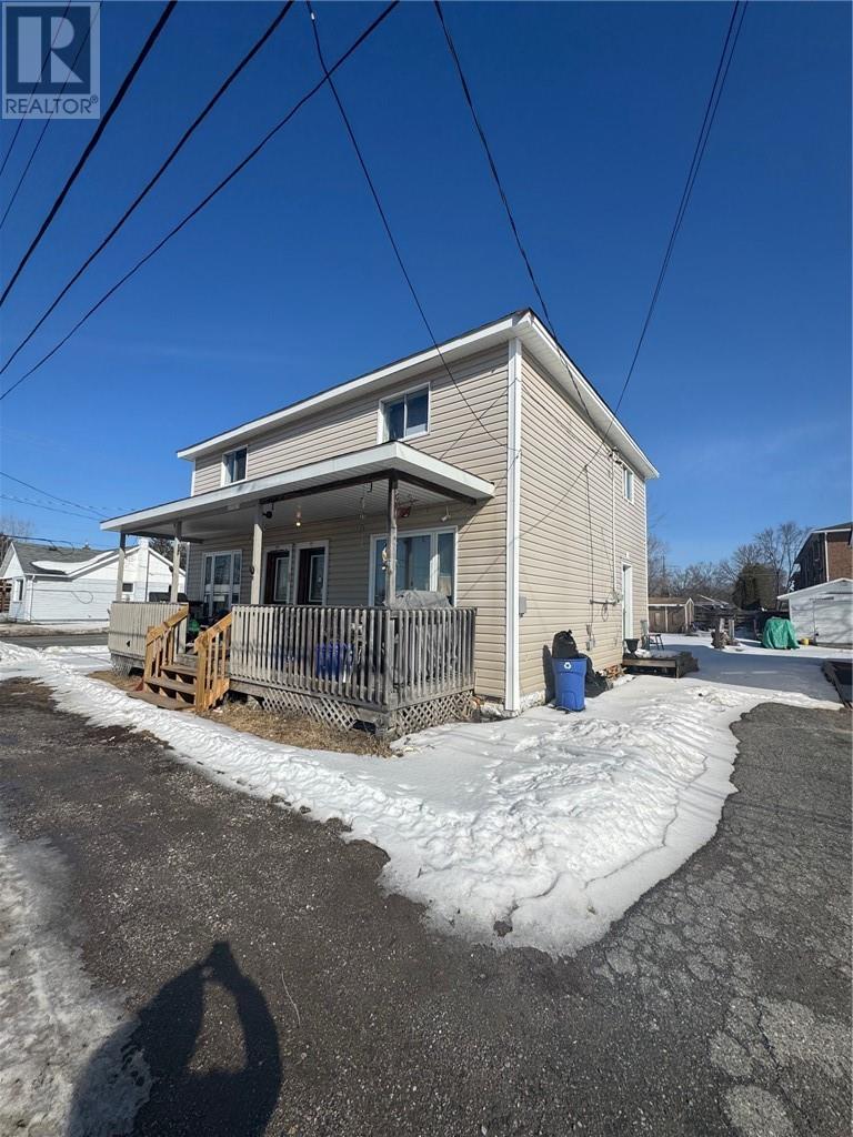 418 John Street, Espanola, Ontario  P5E 1K9 - Photo 2 - 2121498