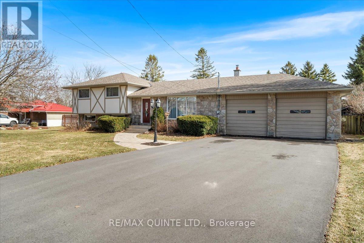 Property at 48 MAITLAND DRIVE image 1