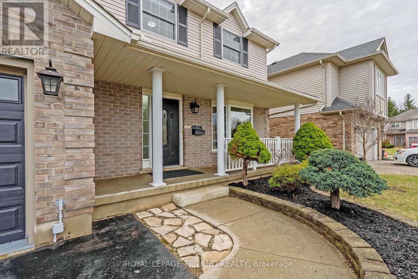3 Warbler Heights, St. Thomas, Ontario  N5R 6J4 - Photo 4 - X12062111