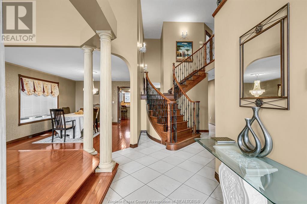 Property at 924 MASSIMO image 4
