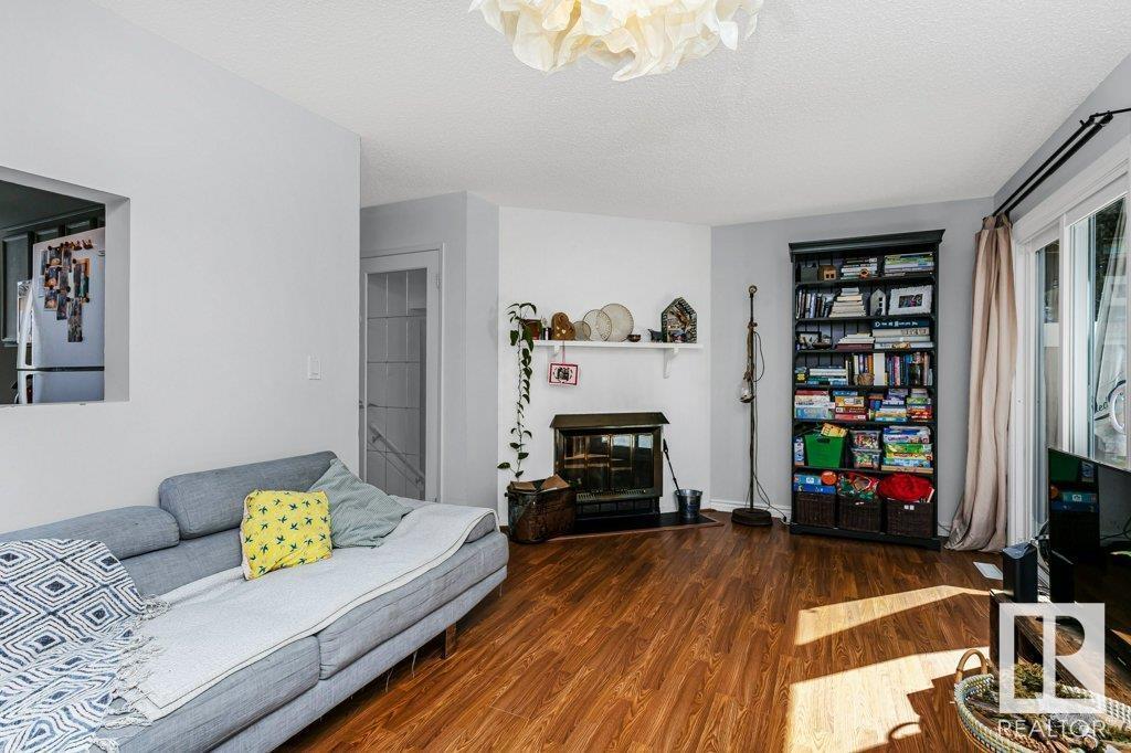 Property at #25 10453 20 AV NW image 3