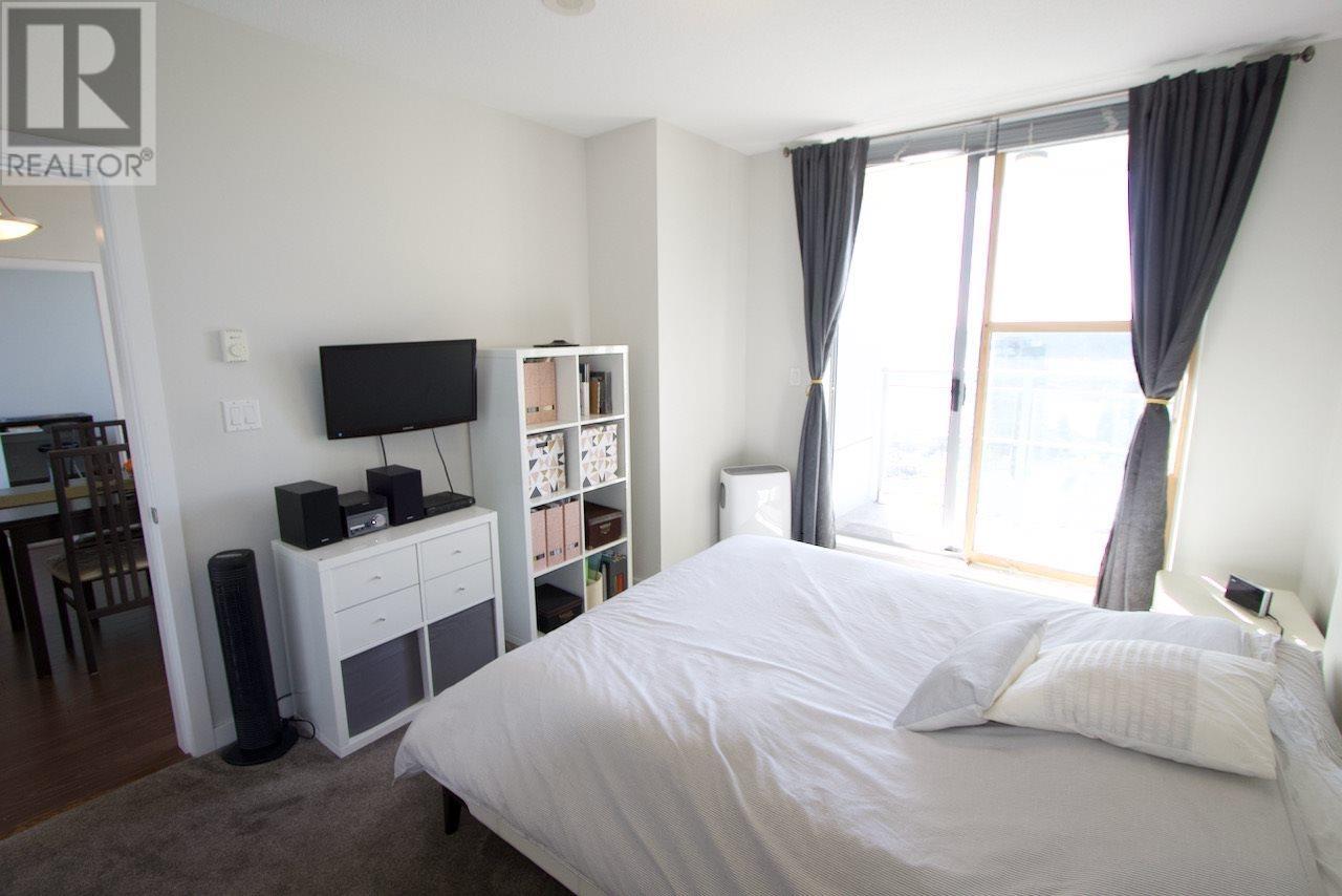 2005 280 Ross Drive, New Westminster, British Columbia  V3L 0X2 - Photo 7 - R2985158