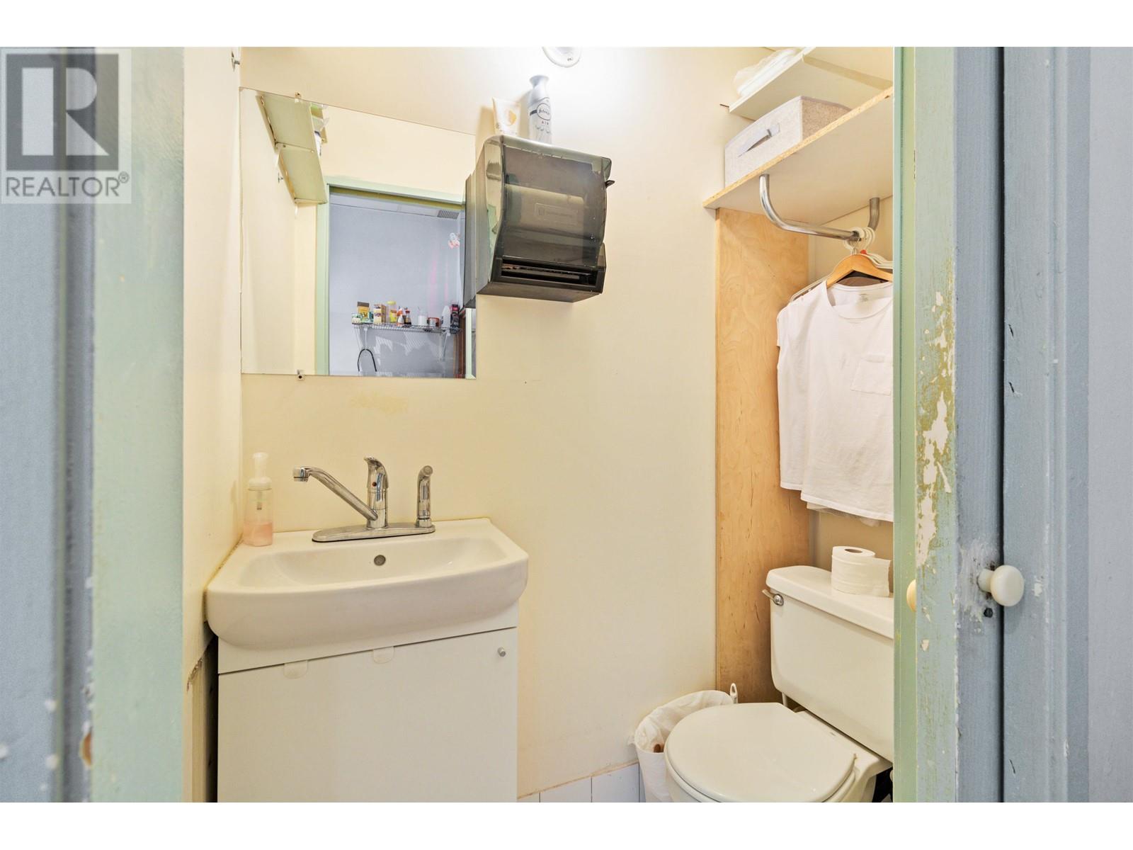 5728 Tyne Street, Vancouver, British Columbia  V5R 4L6 - Photo 21 - C8068002
