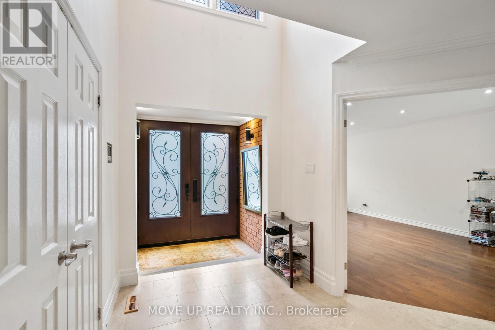Property at 21 GABY COURT image 3