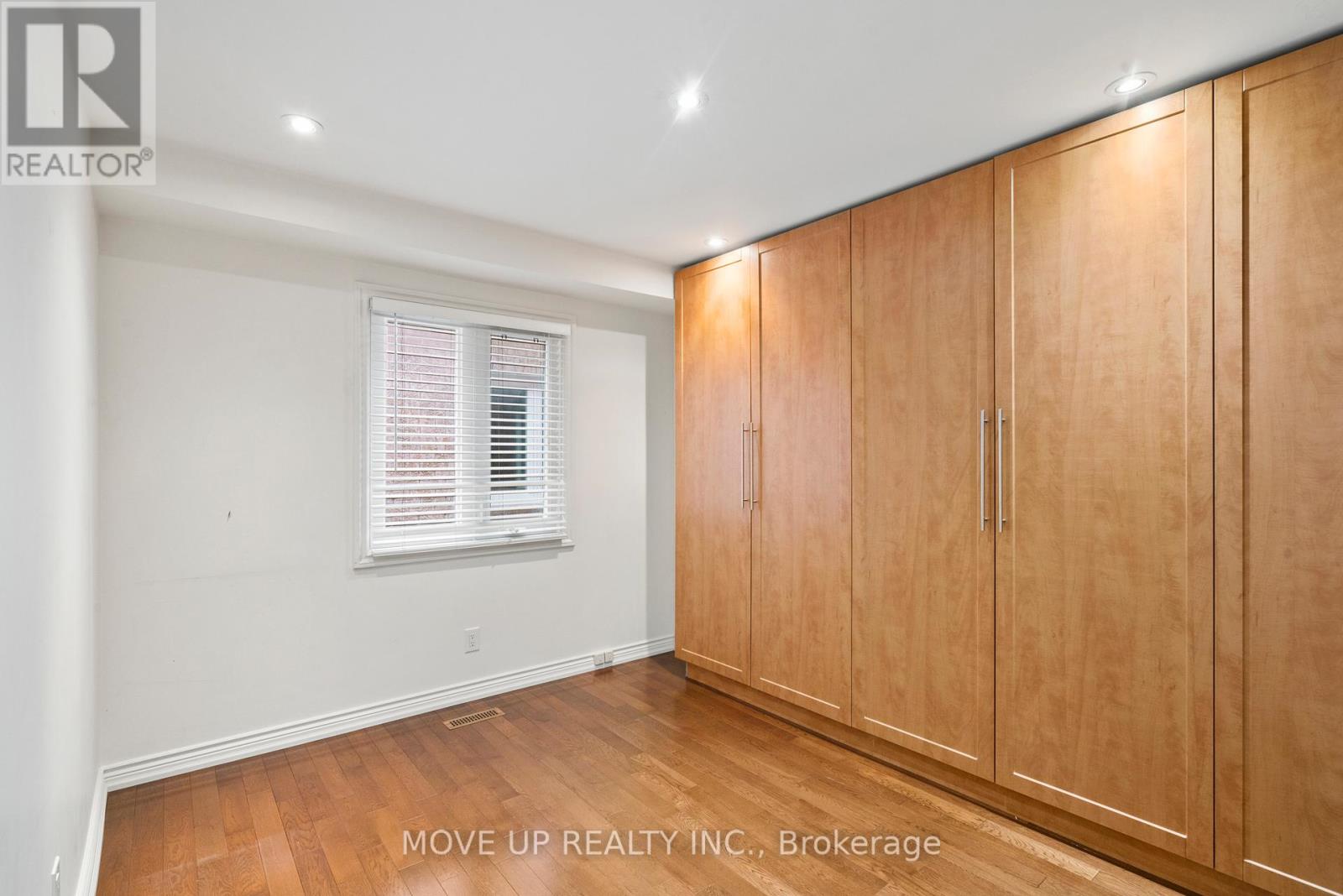 Property at 21 GABY COURT image 5