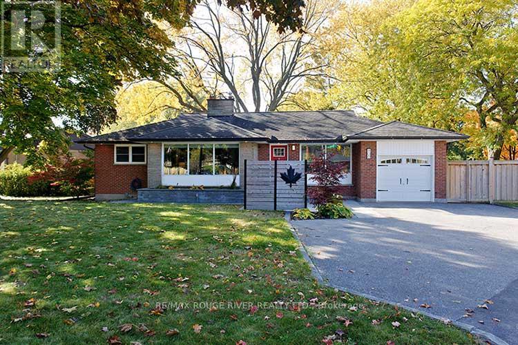 Property at 900 HENRY STREET image 1
