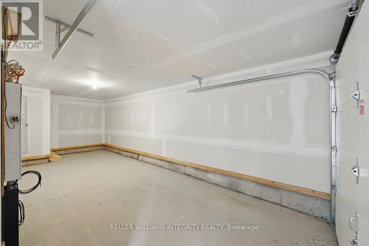 541 Lourmarin Private, Ottawa, Ontario  K4A 5M2 - Photo 31 - X12062277