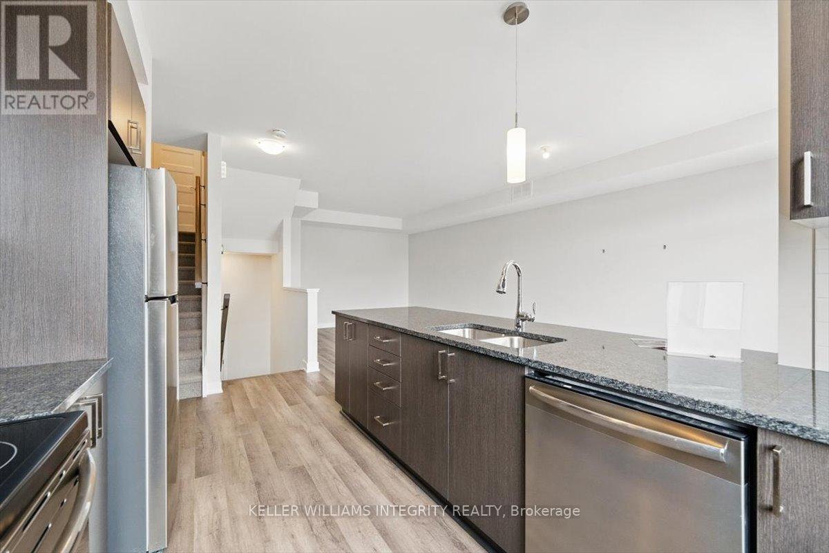 507 Lourmarin Private, Ottawa, Ontario  K4A 5M2 - Photo 9 - X12062278