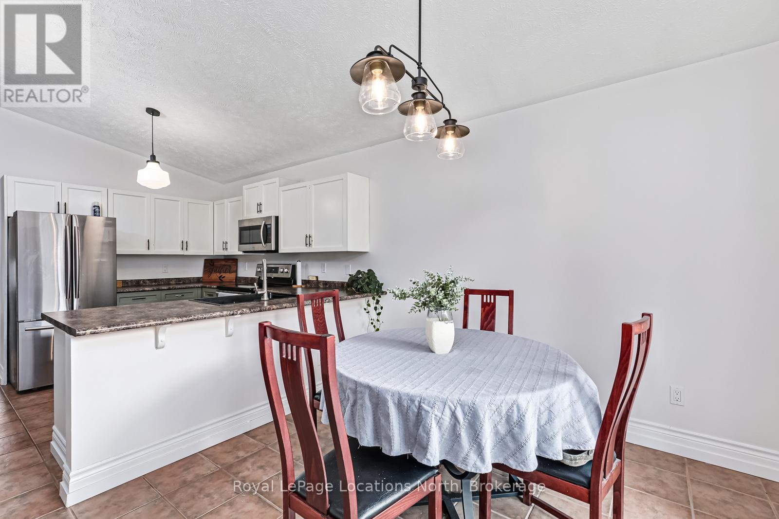 2 - 155 Albert Street, Meaford, Ontario  N4L 1T7 - Photo 13 - X12041111