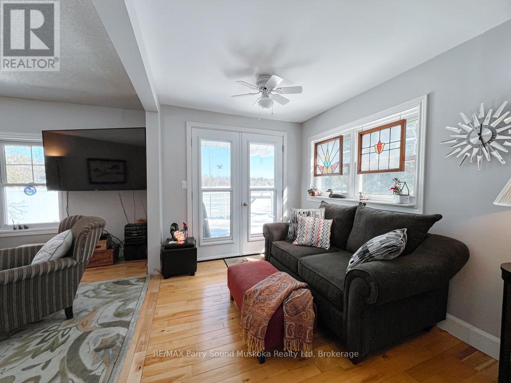 97 Farleys Road, Whitestone, Ontario  P0A 1G0 - Photo 12 - X12062269
