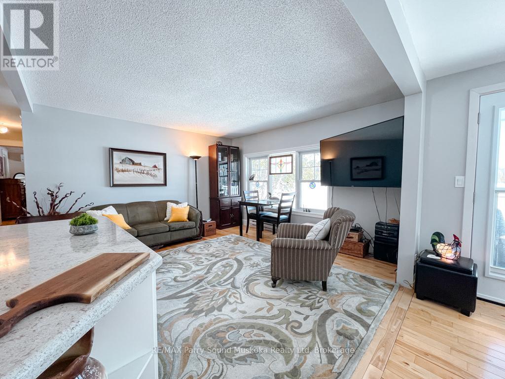 97 Farleys Road, Whitestone, Ontario  P0A 1G0 - Photo 13 - X12062269