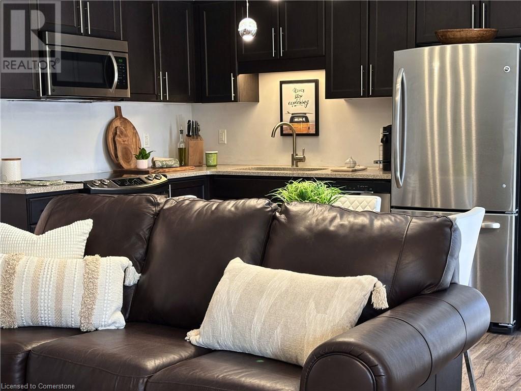 Property at 255 MAITLAND Street Unit# 5F image 4