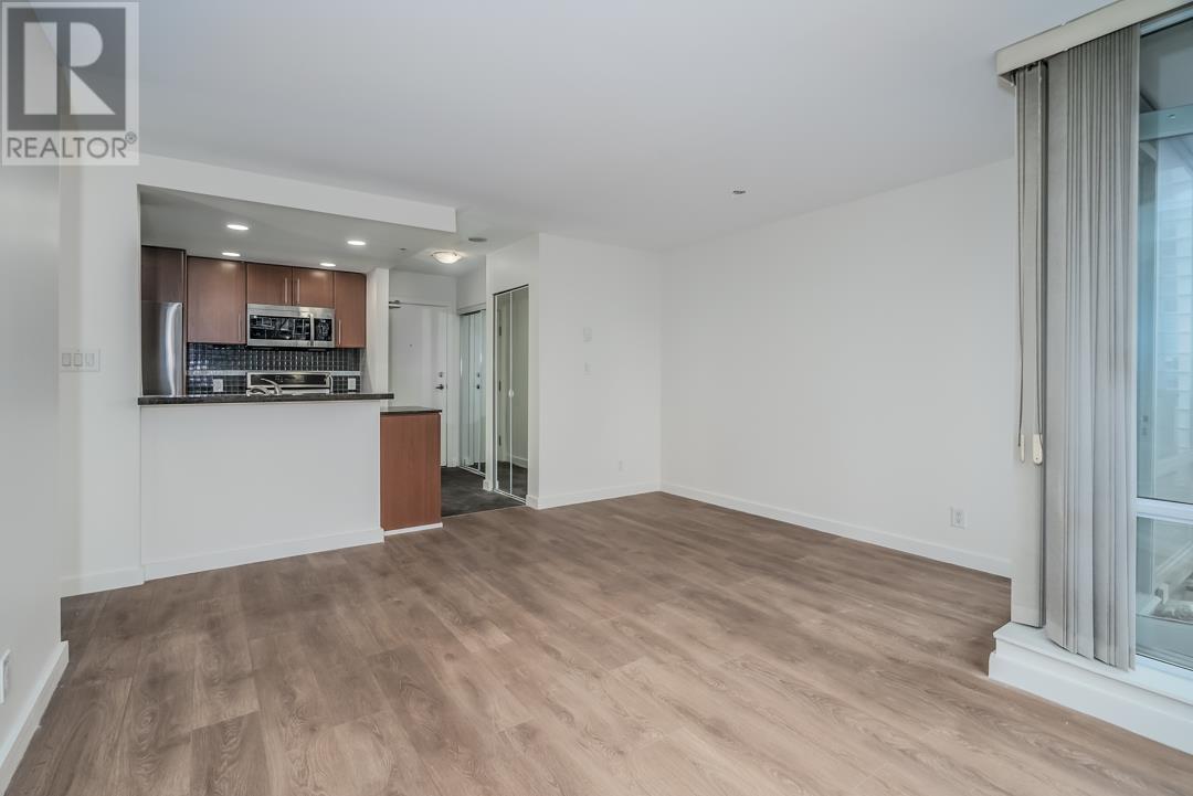 Listing Picture 8 of 27 : 705 550 PACIFIC STREET, Vancouver / 溫哥華 - 魯藝地產 Yvonne Lu Group - MLS Medallion Club Member