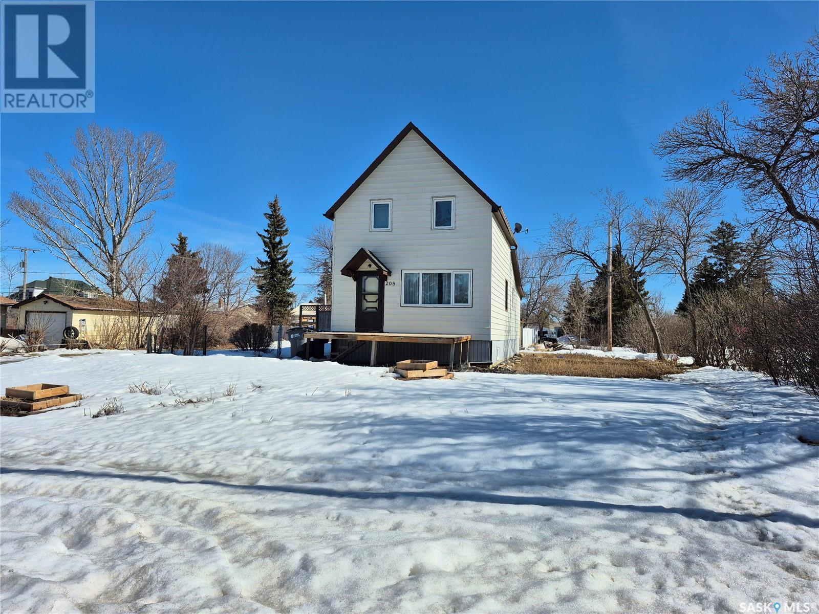 Property at 208 Millet STREET image 2