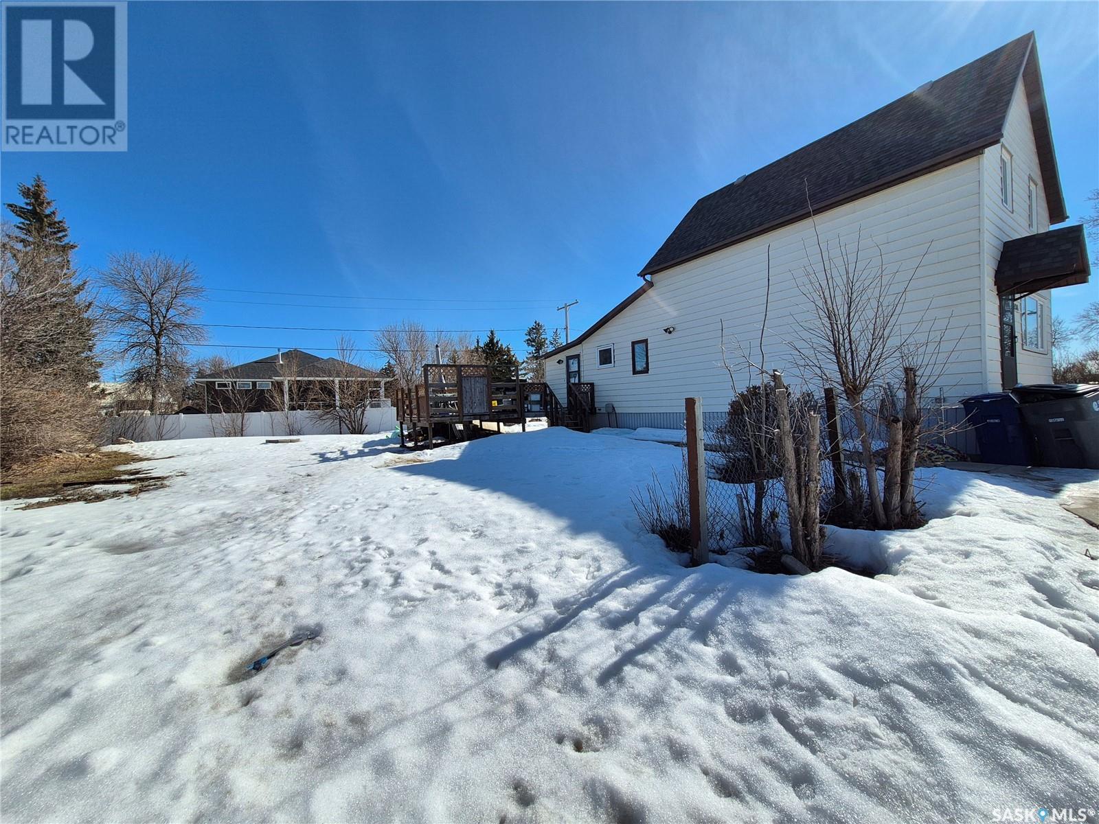 Property at 208 Millet STREET image 3