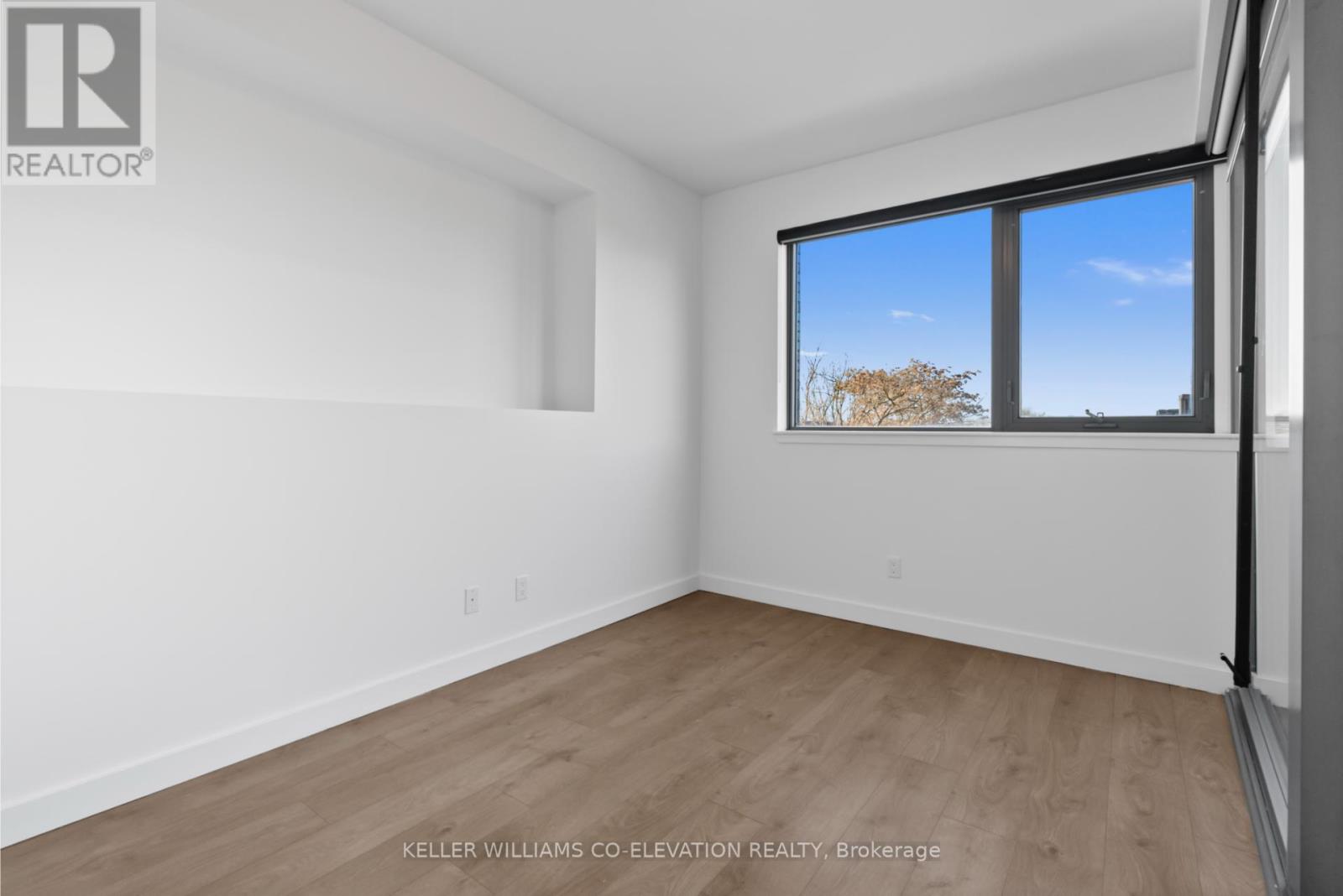 403 - 109 Vaughan Road, Toronto, Ontario  M6C 0B1 - Photo 11 - C12062199