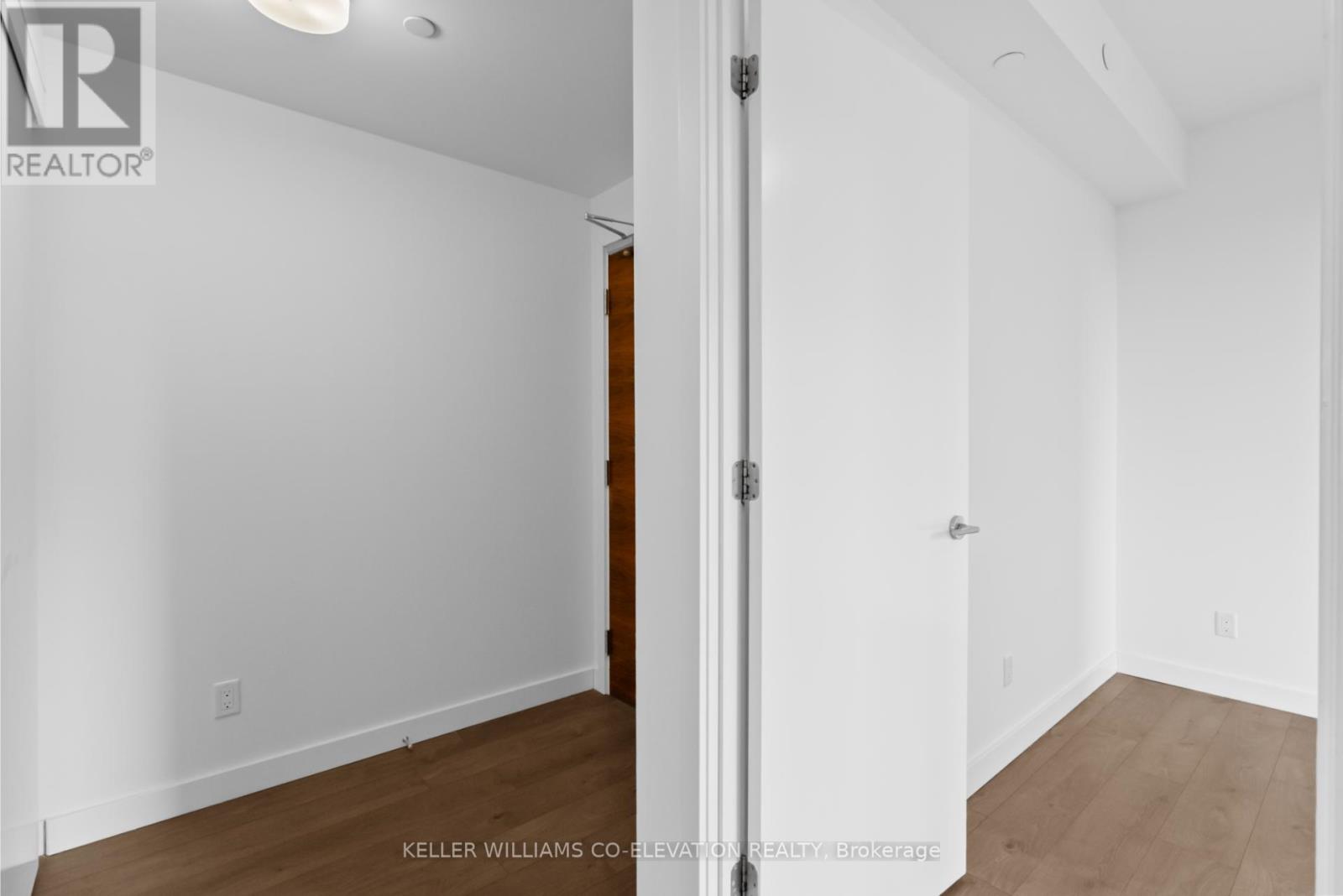 403 - 109 Vaughan Road, Toronto, Ontario  M6C 0B1 - Photo 3 - C12062199