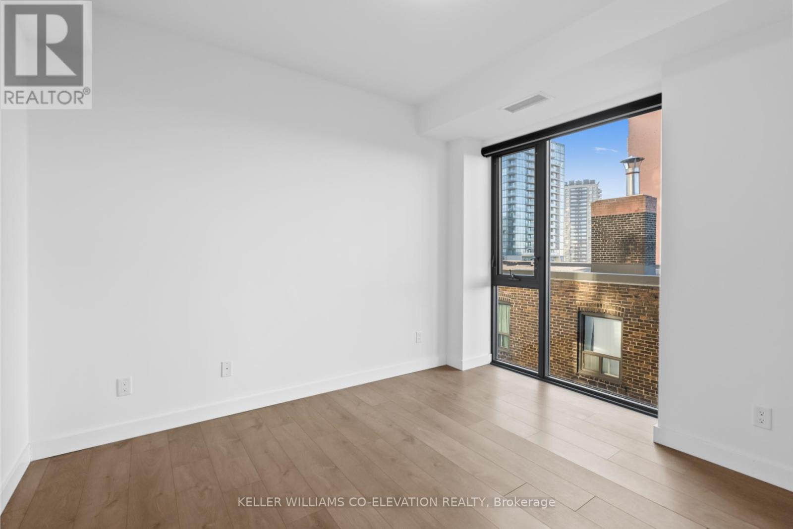 403 - 109 Vaughan Road, Toronto, Ontario  M6C 0B1 - Photo 9 - C12062199