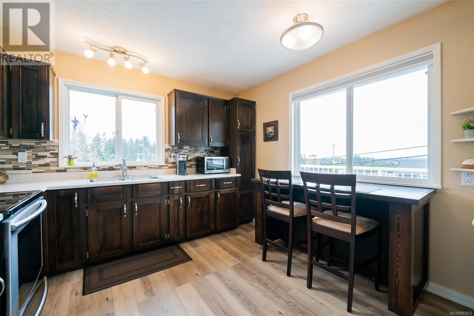 Property at 183 Calder Rd image 5