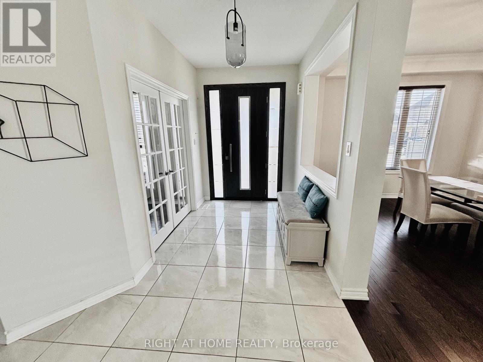 Property at 27 ROY ROAD image 3