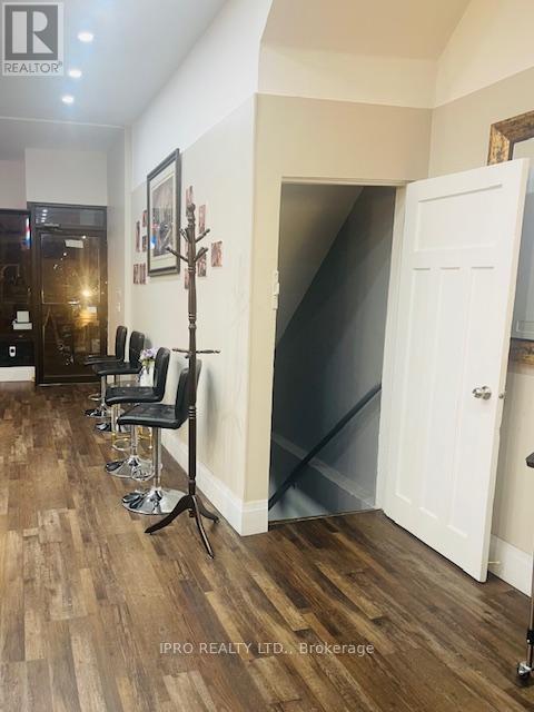 1568 Bloor Street W, Toronto (High Park North), Ontario  M6P 1A4 - Photo 12 - W9308742
