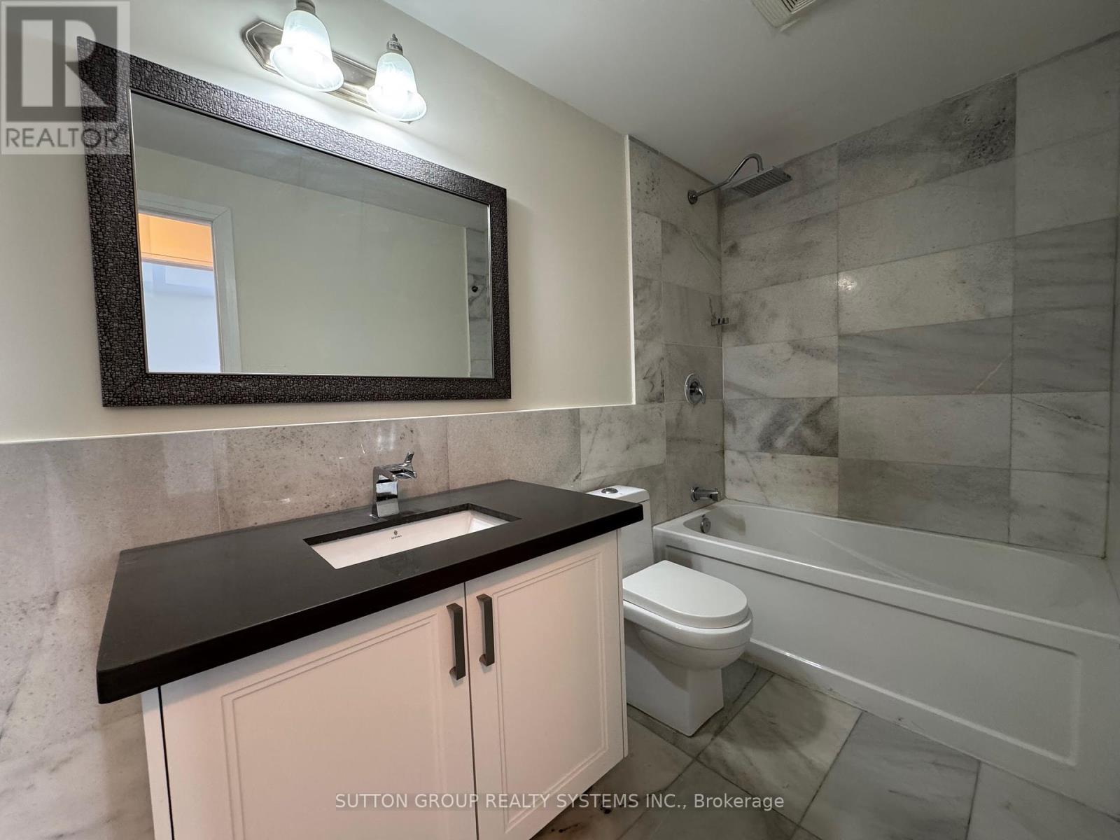 2 - 3071 Cawthra Road, Mississauga, Ontario  L5A 2X4 - Photo 10 - W12062210
