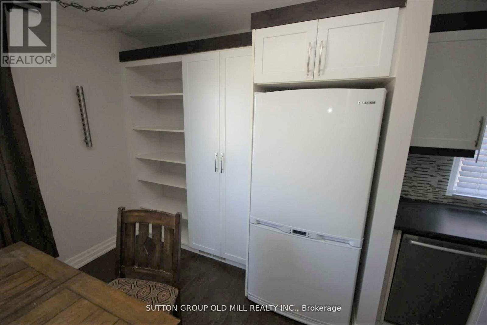 Property at 112 STEPHEN DRIVE image 3