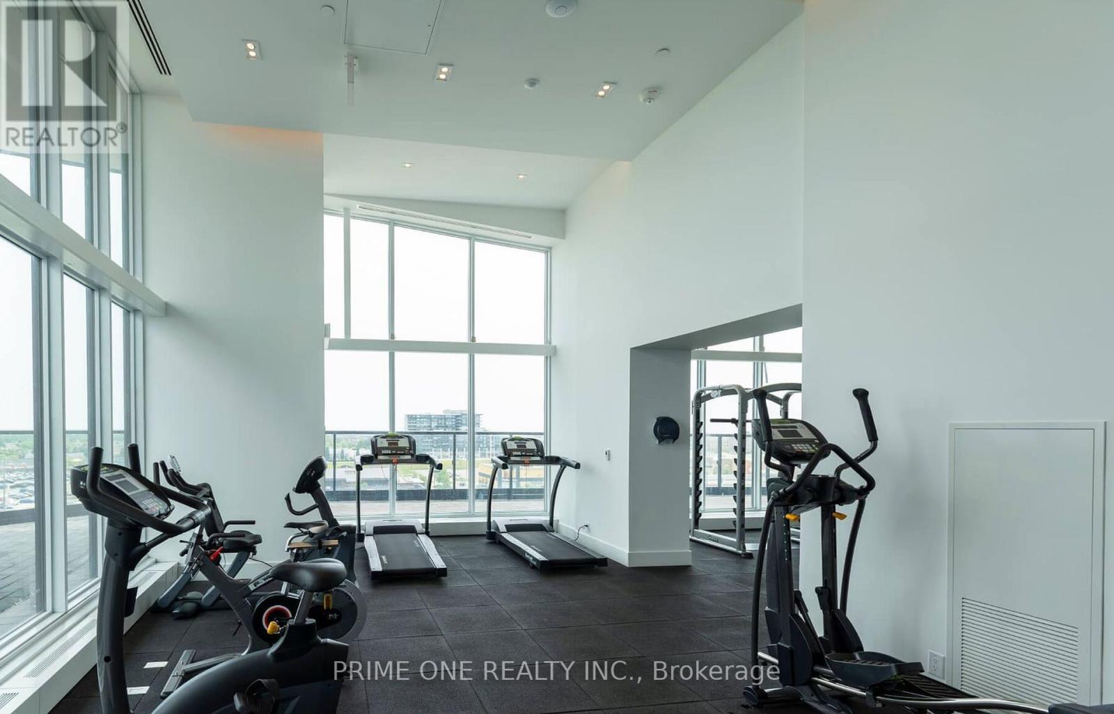 614 - 2489 Taunton Road, Oakville (1015 - Ro River Oaks), Ontario  L6H 3R9 - Photo 17 - W12062243