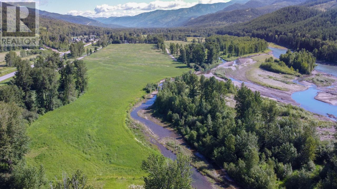 7015 Stubbs Road, Hosmer, British Columbia  V0B 1M5 - Photo 12 - 10341630