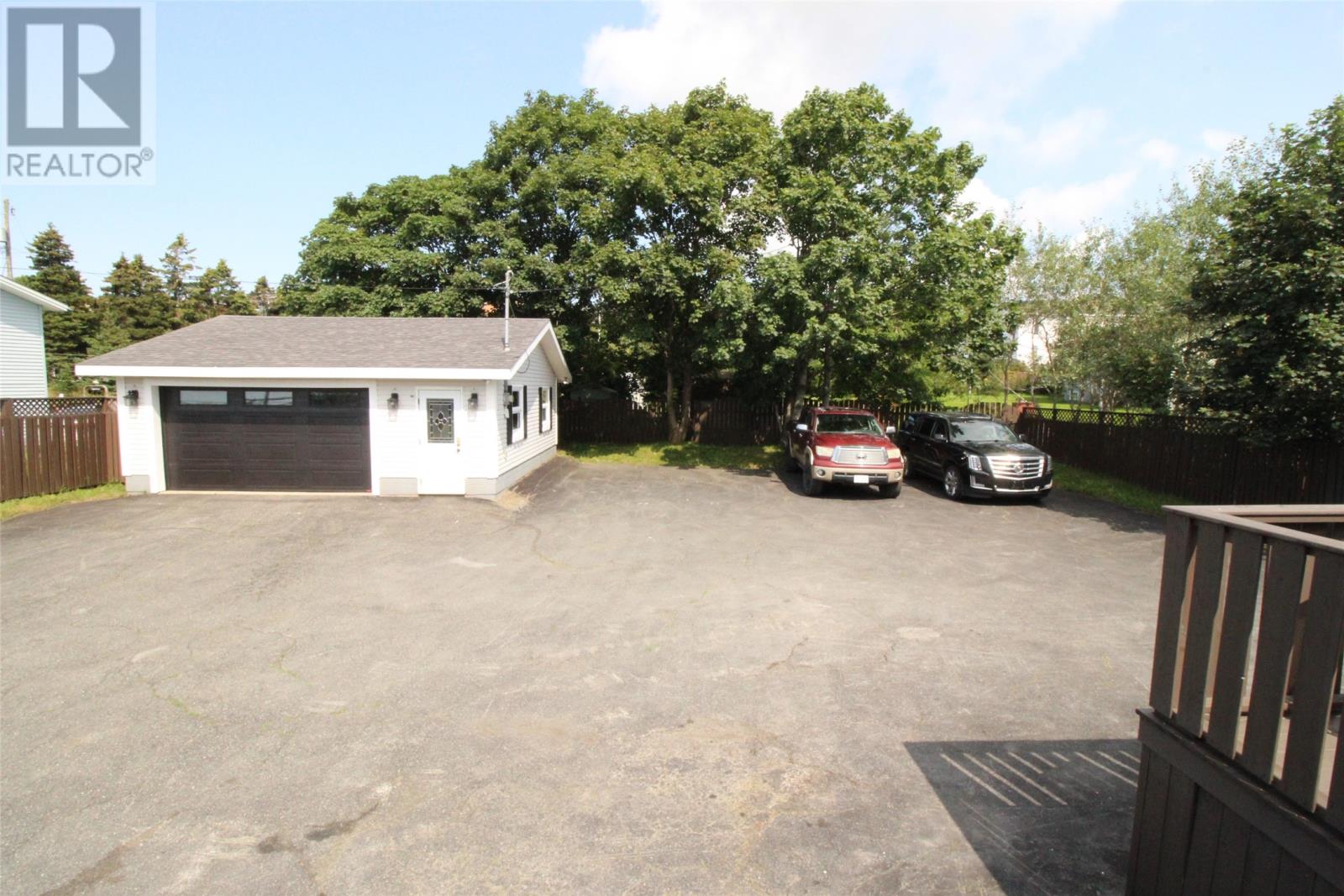 Property at 998 Topsail Road image 4