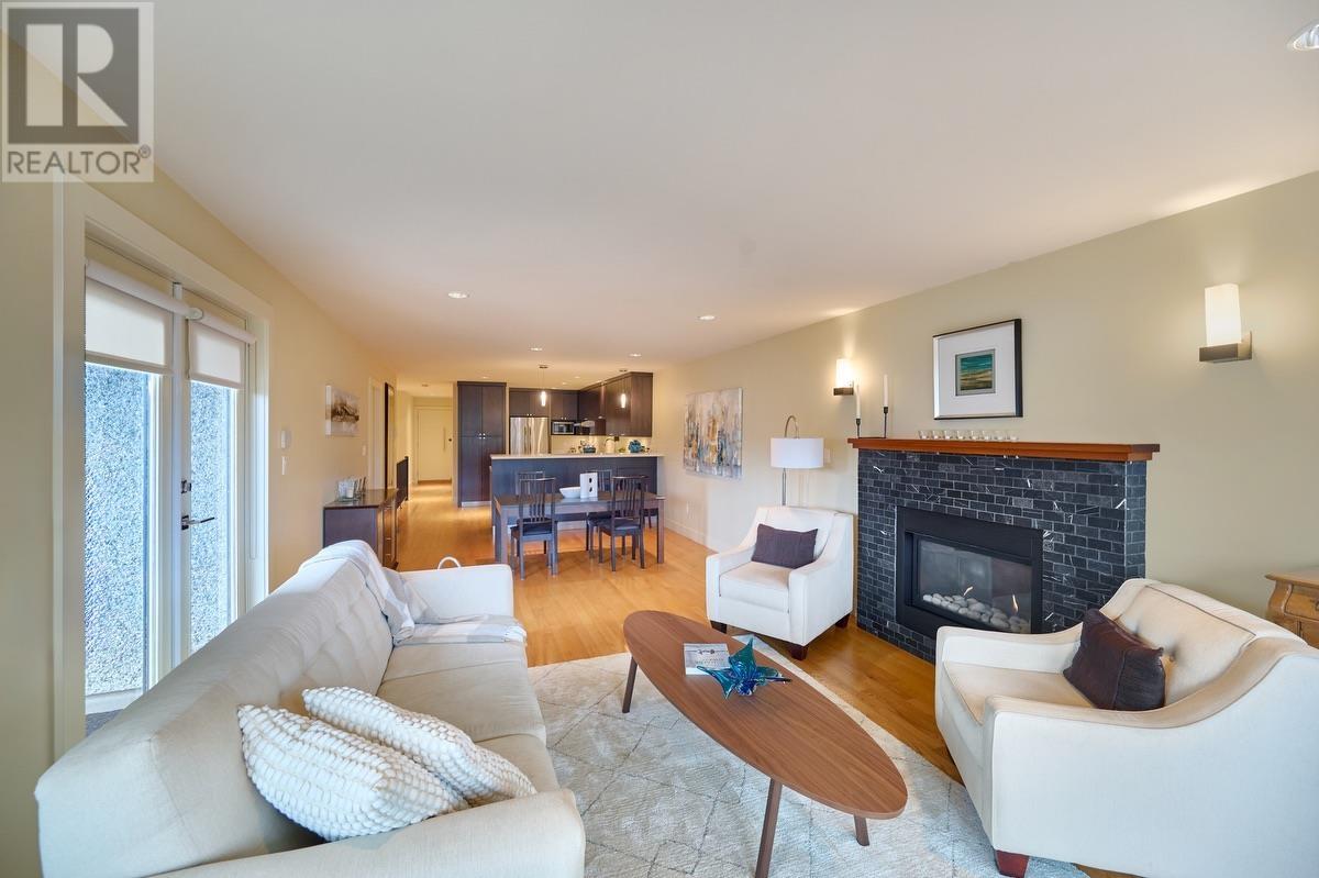4458 FRANCES STREET, burnaby, British Columbia