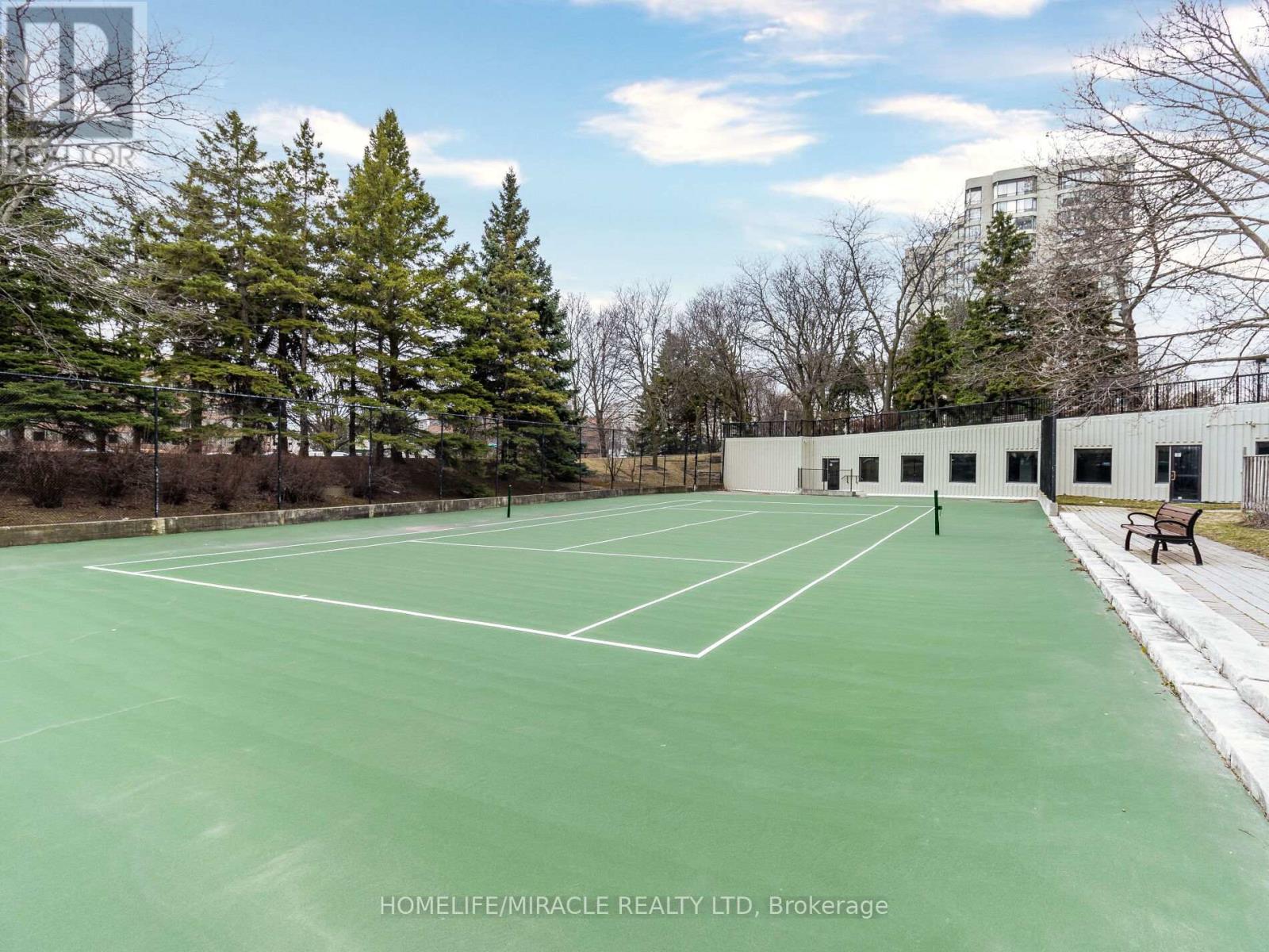 210 - 22 Hanover Road, Brampton, Ontario  L6S 5K7 - Photo 42 - W11974036